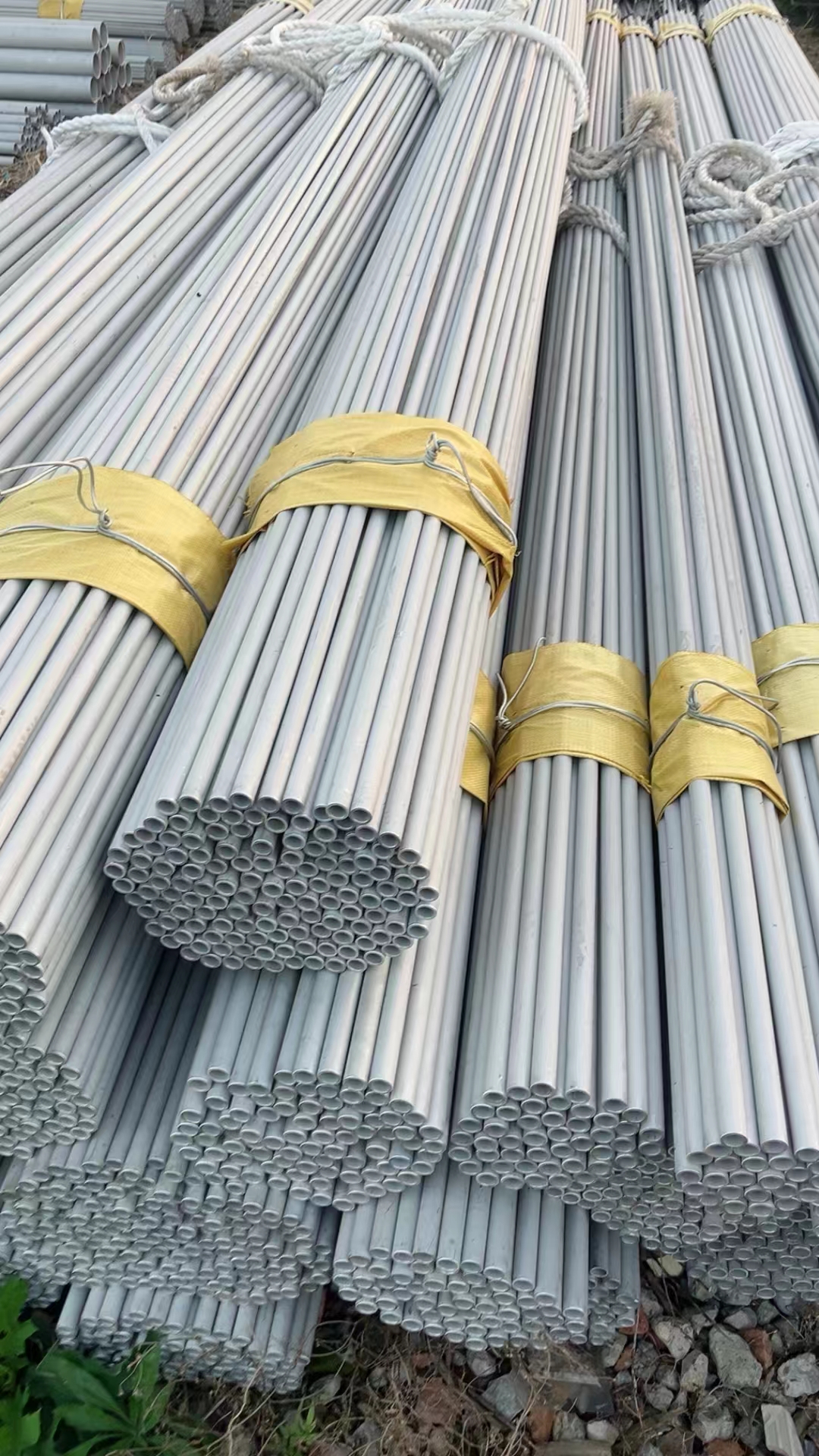 STAINLESS STEEL SEAMLESS PIPE ASTM A312 TP316L