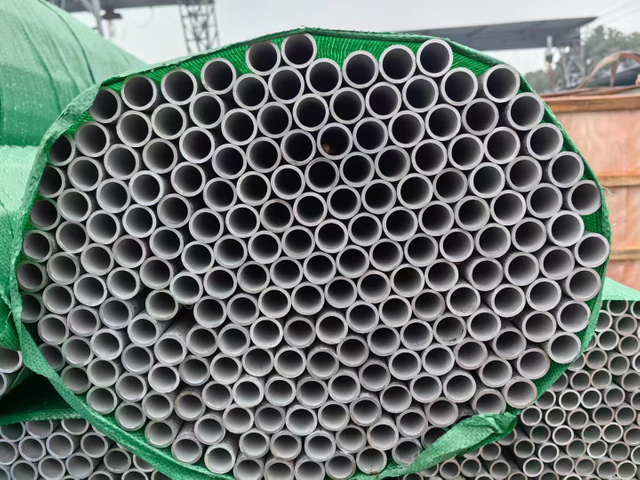 STAINLESS STEEL SEAMLESS PIPE ASTM A312 TP304L 