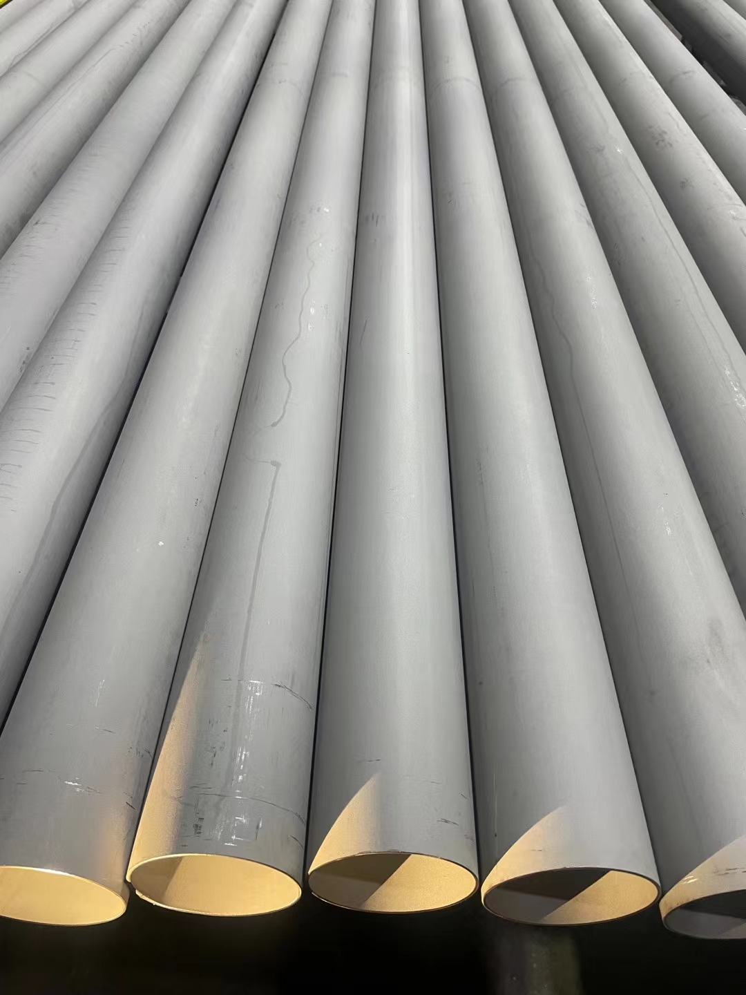 STAINLESS STEEL PIPE 304 