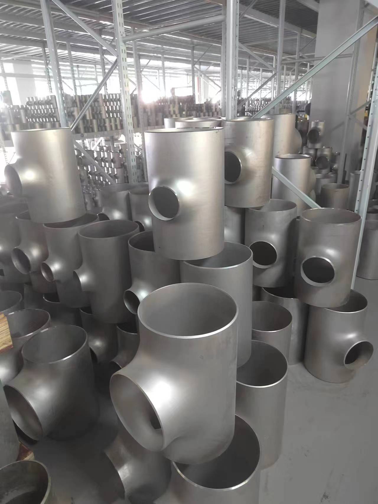 STAINLESS STEEL SEAMLESS TEE WP316