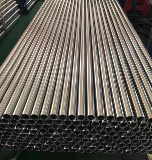 STAINLESS STEEL SEAMLESS PIPE 